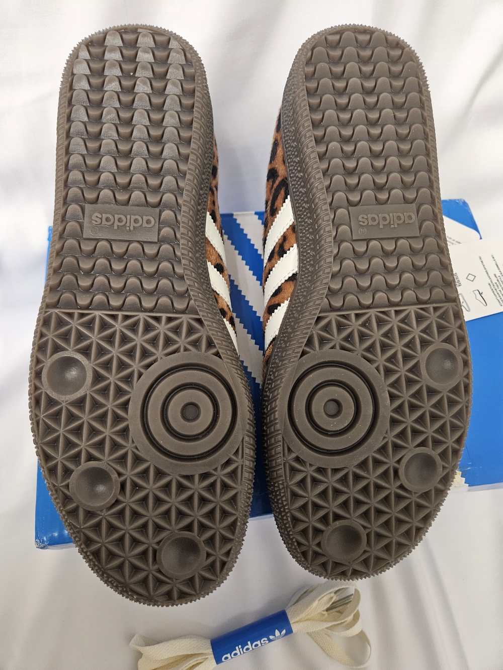 Adidas Leopard Print SAMBA OG, Mens 6.5 - Picture 7 of 12